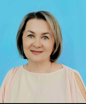 Заместитель заведующего по учебно-воспитательной и методической работе Марина Борисовна Самохвалова